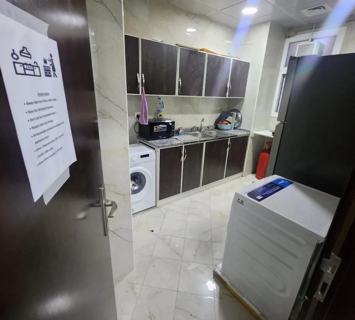 カプセルホテル Ask Holiday Homes Al Rigga Loft Beds ドバイ アラブ首長国連邦