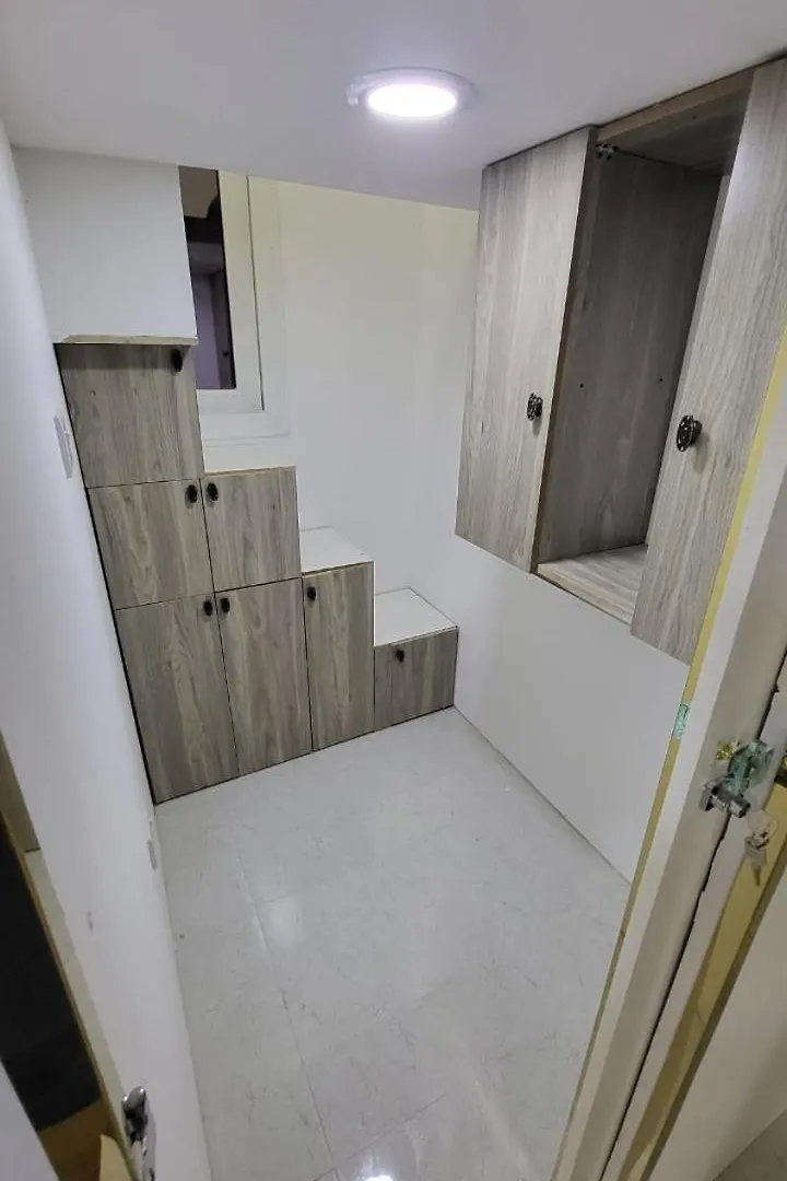 カプセルホテル Ask Holiday Homes Al Rigga Loft Beds ドバイ
